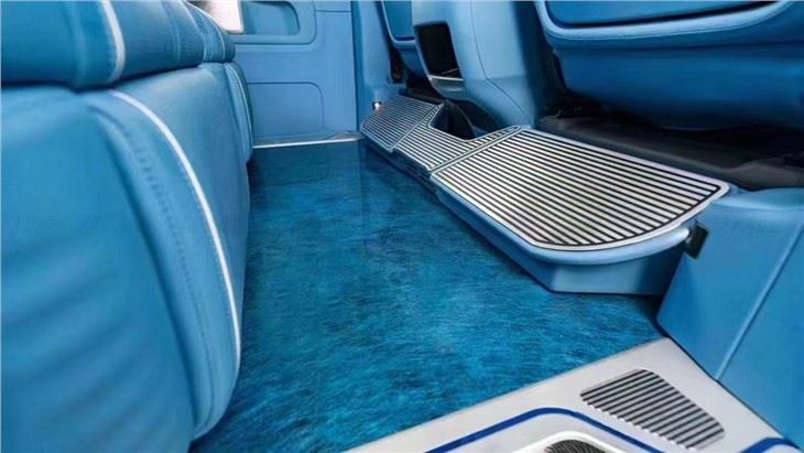 JAUNI Style Auto vidējās rindas atpūtas pedāļi Mercedes V Class W447 V260 VITO pedāļiem