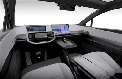 Atklāta Toyota jaunā SUV piekabe!